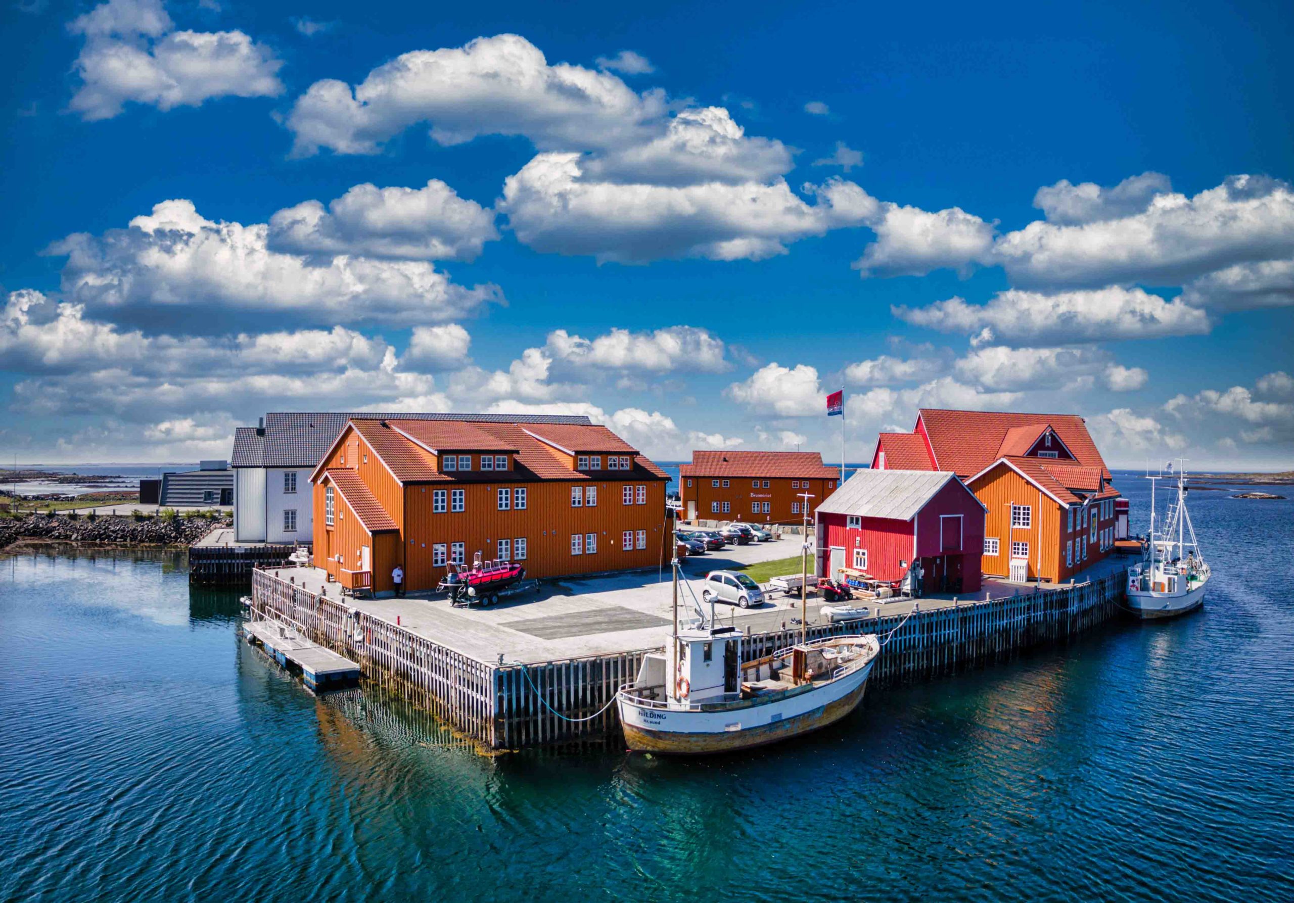 Finnøy Bryggehotell – Harøy