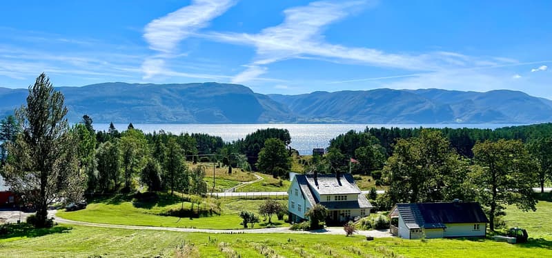 Alværn Gard – Lavik