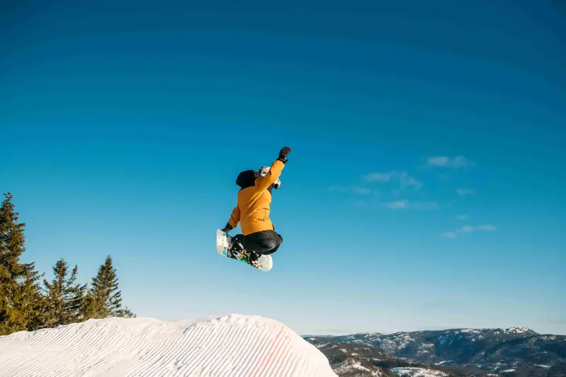 Jønnbu Fjellkyrkje – Bø i Telemark