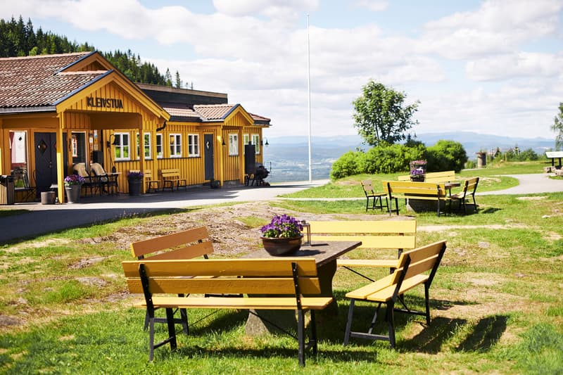 Kleivstua – Hole