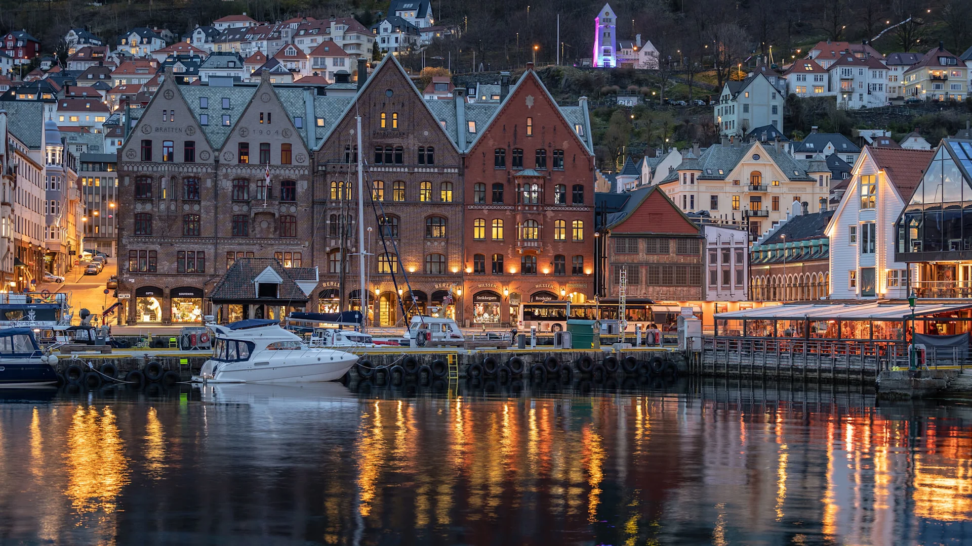 Home Hotel Bryggen – Bergen