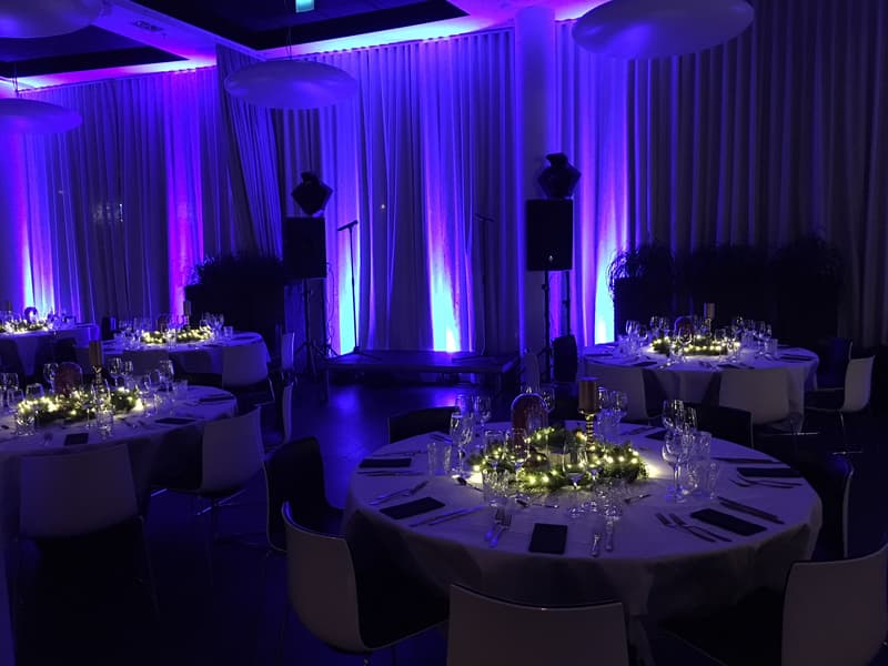Eventdjs – Hosle