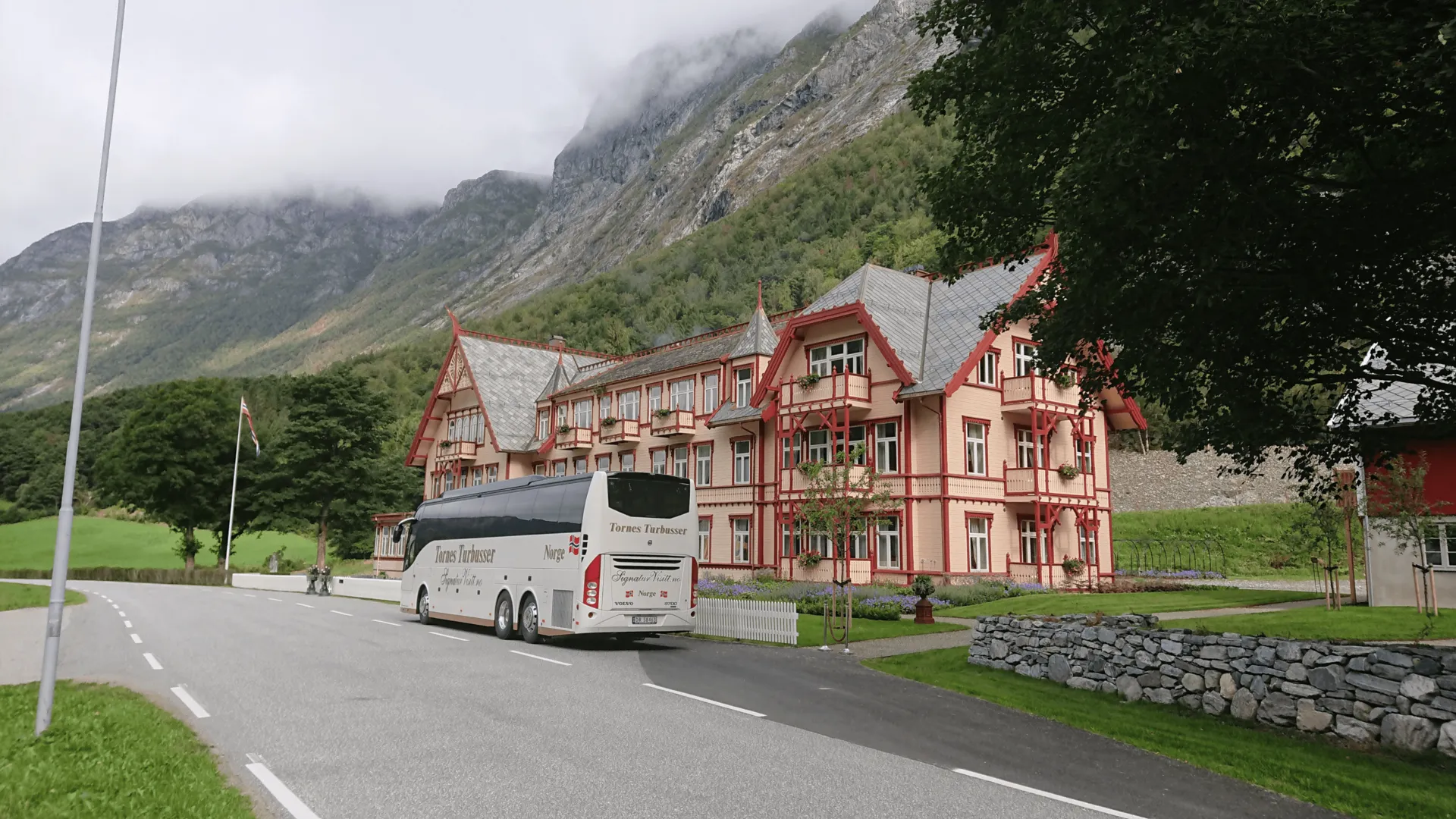 Tornes Turbusser AS – Tornes i Romsdal