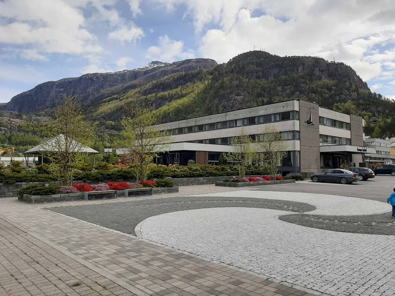 Bremanger Fjordhotell – Svelgen